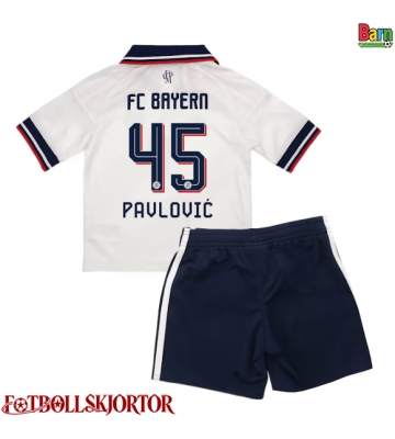 Bayern Munich Aleksandar Pavlovic #45 Borta Kläder Barn 2026-27 Kortärmad (+ Korta byxor)